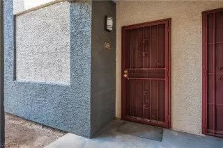 Photo #1: 2514939 Listing 