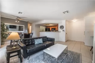 Photo #4: 2514939 Listing 