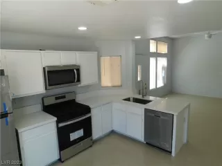 Photo #4: 2514944 Listing 