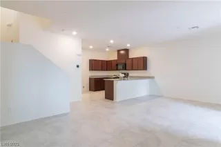 Photo #6: 2514955 Listing 