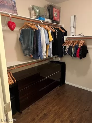 Photo #5: 2515000 Listing 