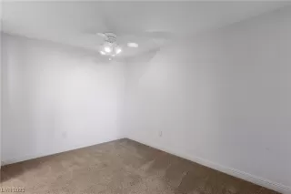 Photo #4: 2515002 Listing