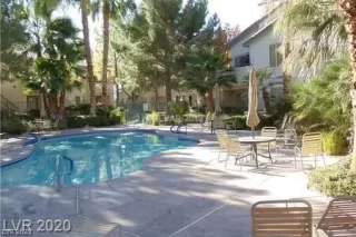 Photo #5: 2515004 Listing 