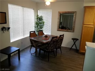 Photo #6: 2515004 Listing 