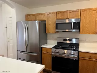 Photo #6: 2515019 Listing 