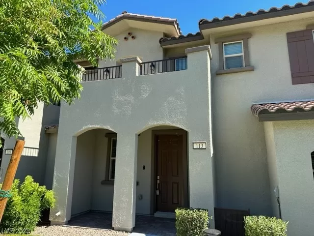 MLS: 2515071 Condo For Sale