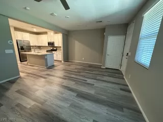 Photo #3: 2515071 Listing 