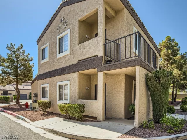 MLS: 2515089 Condo For Sale