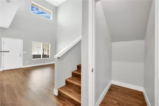 Photo #6: 2515097 Listing