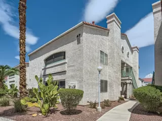 Photo #3: 2515100 Listing