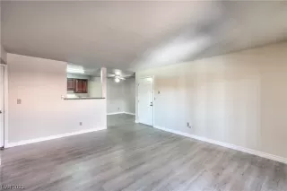 Photo #2: 2515136 Listing 