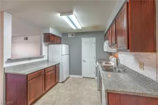 Photo #6: 2515136 Listing 