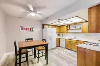 Photo #5: 2515137 Listing 