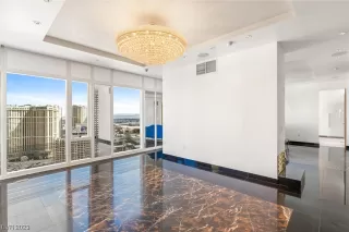 Photo #5: 2515148 Listing 