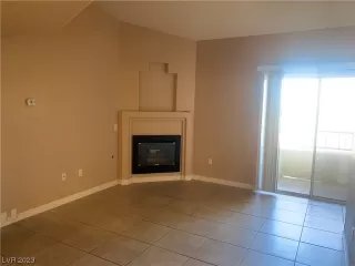 Photo #4: 2515171 Listing 