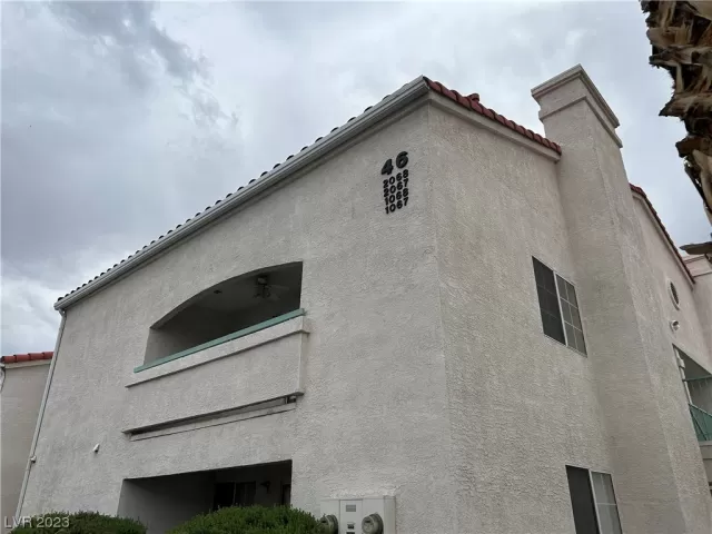 MLS: 2515174 Condo For Sale