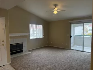 Photo #4: 2515174 Listing