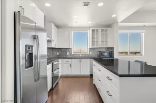 Photo #3: 2515177 Listing 
