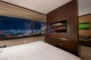 Photo #2: 2515195 Listing