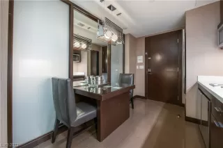 Photo #6: 2515195 Listing