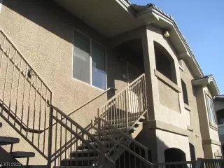 Photo #1: 2515218 Listing 