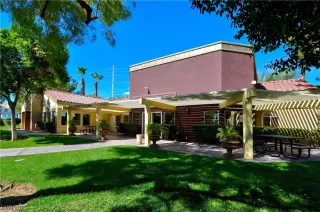 Photo #1: 2515227 Listing 