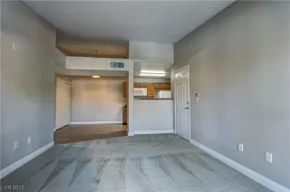 Photo #5: 2515227 Listing 