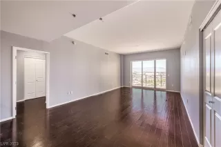 Photo #2: 2515230 Listing 