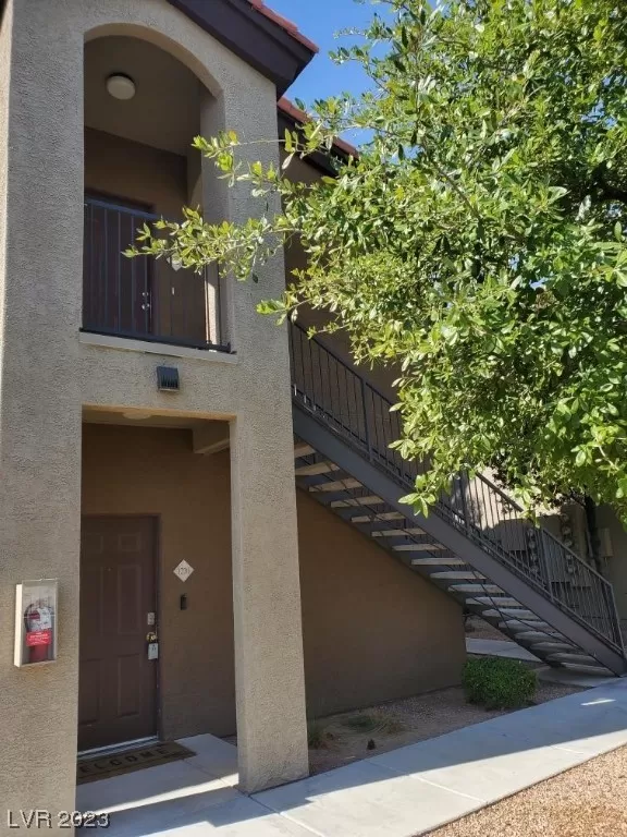 MLS: 2515251 Condo For Sale