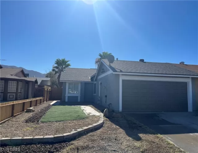 MLS: 2515265 Condo For Sale