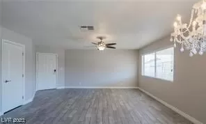 Photo #5: 2515265 Listing