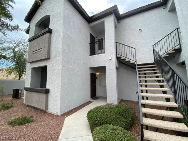 MLS: 2515283 Condo For Sale