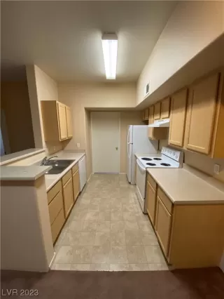 Photo #3: 2515283 Listing 