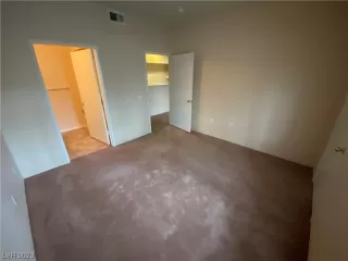 Photo #5: 2515283 Listing 