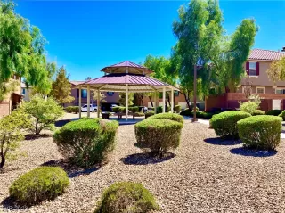 Photo #3: 2515302 Listing 