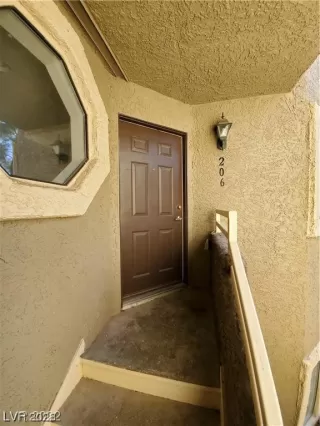 Photo #3: 2515323 Listing 