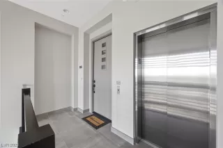 Photo #1: 2515349 Listing