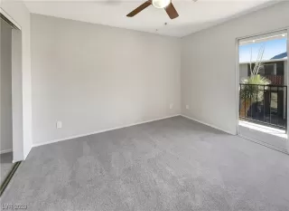 Photo #4: 2515350 Listing