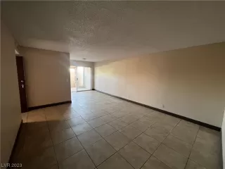 Photo #6: 2515374 Listing 