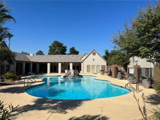 Photo #1: 2515381 Listing 