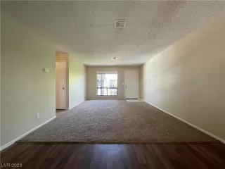 Photo #1: 2515397 Listing 