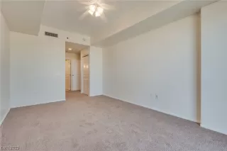 Photo #5: 2515413 Listing 