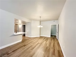 Photo #6: 2515426 Listing 