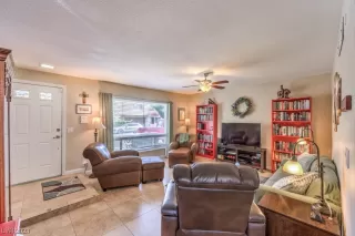 Photo #2: 2515451 Listing