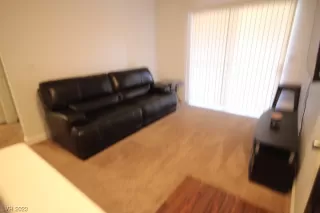 Photo #6: 2515515 Listing