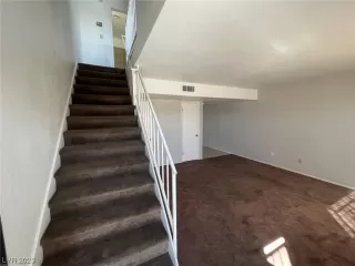 Photo #2: 2515528 Listing 