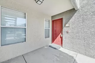 Photo #2: 2515557 Listing