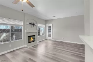 Photo #5: 2515596 Listing