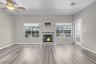 Photo #6: 2515596 Listing