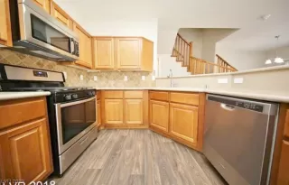 Photo #4: 2515647 Listing 